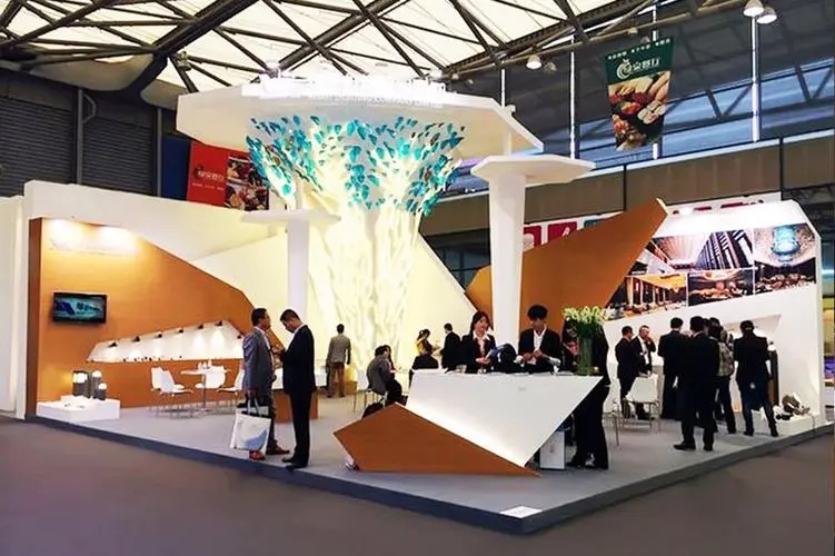 什么樣的展位設(shè)計(jì)能吸引更多的人？